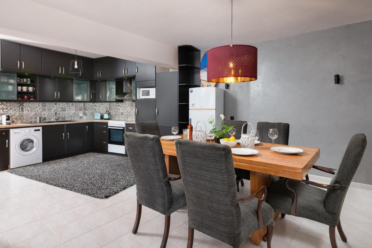 Amazing Apartments With Sea View In Rhodes Town Rhodes City Eksteriør bilde